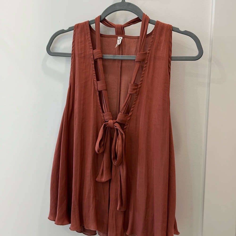 Free People Flowy Top- XS